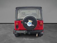 Usata Jeep Wrangler Laredo 103 CV (75 kW) 1991 Rosso(met.) SUV