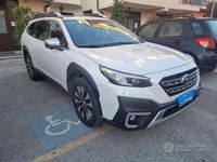 Usata Subaru Outback 169 CV (124 kW) 2024 Bianco Station wagon