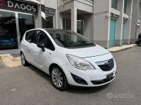 Usata Opel Meriva 120 CV (88 kW) 2013 Bianco Monovolume