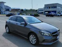 Usata Mercedes A180 Business 109 CV (80 kW) 2017 Utilitaria