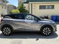 Usata Renault Captur Techno 101 CV (74 kW) 2023 Grigio SUV