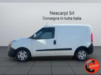 Usata Fiat Doblò 90 CV (66 kW) 2016 Bianco ghiaccio Monovolume