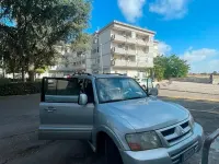 Usata Mitsubishi Pajero 160 CV (117 kW) 2005 Grigio SUV