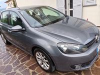 Usata VW Golf VI Highline 105 CV (77 kW) 2010 Grigio Utilitaria
