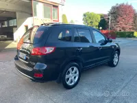 Usata Hyundai Santa Fe Active 150 CV (110 kW) 2006 Nero SUV