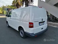 Usata VW Transporter 105 CV (77 kW) 2004 Bianco Furgone
