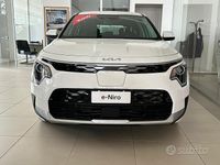 Usata Kia e-Niro 50 kW (68 CV) 2023 Blu SUV
