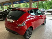 Usata Lancia Ypsilon 69 CV (50 kW) 2018 Rosso Utilitaria