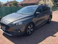 Usata Ford Focus 125 CV (91 kW) 2020 Grigio Station wagon