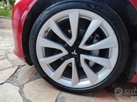 Usata Tesla Model 3 Long Range AWD 152 kW (208 CV) 2019 Rosso Berlina