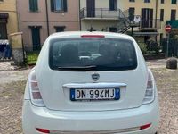 Usata Lancia Ypsilon 60 CV (44 kW) 2008 Bianco Utilitaria