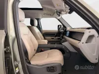 Usata Land Rover Defender First Edition 239 CV (175 kW) 2020 Verde SUV