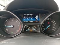 Begagnad Ford C-MAX 150 HK (110 kW) 2016 Grå Minibuss