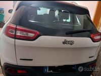 Usata Jeep Cherokee 140 CV (102 kW) 2015 Bianco SUV
