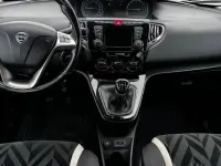 Usata Lancia Ypsilon 69 CV (50 kW) 2016 Grigio Utilitaria
