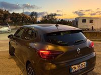 Usata Renault Clio V 86 CV (63 kW) 2020 Marrone Berlina