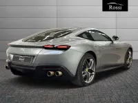 Usata Ferrari Roma 620 CV (456 kW) 2022 Grigio chiaro metallizzato Coupé
