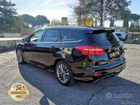 Usata Ford Focus ST-Line 120 CV (88 kW) 2017 Nero Station wagon