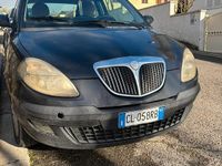 Usata Lancia Ypsilon 86 CV (63 kW) 2004 Nero Utilitaria