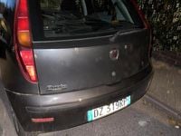 Usata Fiat Punto Classica 60 CV (44 kW) 2010 Grigio Utilitaria