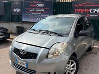 Usata Toyota Yaris Sol 69 CV (50 kW) 2006 Grigio Berlina