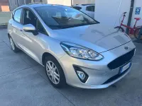 Usado Ford Fiesta 69 HP (50 kW) 2019 Cinzento Citadino