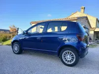 Usata Toyota Yaris 75 CV (55 kW) 2003 Blu/azzurro Utilitaria