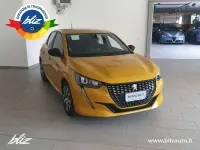 Usata Peugeot 208 Active 101 CV (74 kW) 2023 Giallo Utilitaria
