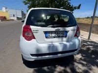 Usata Chevrolet Aveo 84 CV (61 kW) 2009 Bluazzurro Berlina