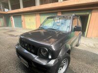Usata Suzuki Jimny 85 CV (62 kW) 2012 Grigio SUV