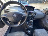 Usata Lancia Ypsilon 69 CV (50 kW) 2018 Grigio Utilitaria