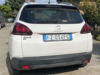 Usata Peugeot 2008 Style 83 CV (61 kW) 2019 Bianco SUV