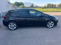 Usata Opel Astra 122 CV (89 kW) 2020 Nero Berlina