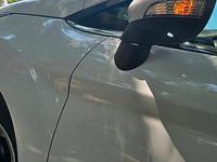 Usata Ford Fiesta Titanium 75 CV (55 kW) 2013 Bianco Utilitaria