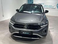 Usata VW T-Roc Life 150 CV (110 kW) 2023 Grigio SUV