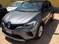 Usata Renault Captur Business 101 CV (74 kW) 2022 Grigio SUV