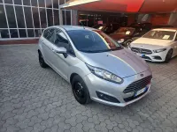 Usado Ford Fiesta Business Edition 92 HP (67 kW) 2014 Prateado Citadino