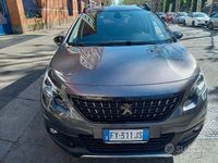 Usata Peugeot 2008 GT-line 102 CV (75 kW) 2019 Grigio SUV