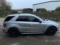 Usata Mercedes ML320 224 CV (164 kW) 2009 Grigio SUV