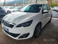 Usata Peugeot 308 GT-line 119 CV (87 kW) 2015 Bianco Berlina