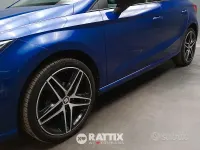 Usata Seat Ibiza FR 90 CV (66 kW) 2019 Blu Utilitaria