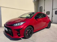 Usata Toyota Yaris 261 CV (191 kW) 2021 Rosso Utilitaria