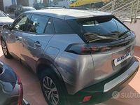 Usado Peugeot 2008 Active 110 HP (80 kW) 2021 Cinzento SUV
