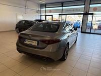 Usata Alfa Romeo Giulia Super 180 CV (132 kW) 2018 Grigio Berlina