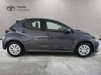 Second-hand Toyota Yaris Active 72 CP (52 kW) 2023 Gri Hatchback