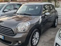 Usata Mini Cooper D Countryman 111 CV (81 kW) 2014 Grigio SUV