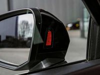 Käytetty Audi Q3 Ambiente 150 HP (110 kW) 2023 Hopea Katumaasturi