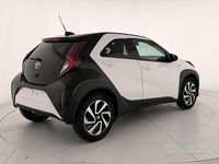 Nuova Toyota Aygo X Trend 72 CV (52 kW) 2025 Super white & black met SUV
