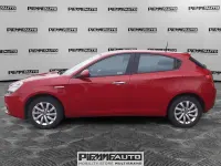 Usata Alfa Romeo Giulietta Super 120 CV (88 kW) 2017 Rosso Utilitaria
