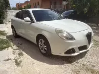 Usata Alfa Romeo Giulietta 105 CV (77 kW) 2010 Bianco Utilitaria
